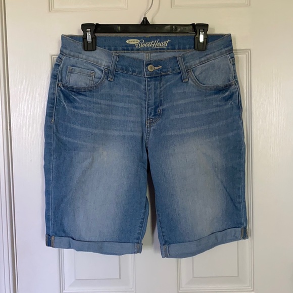 Old Navy Sweetheart Jean Shorts